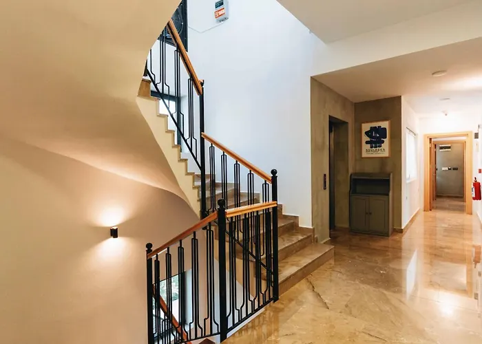 Belci House فندق