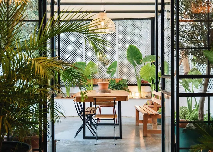 فندق Belci House 2*