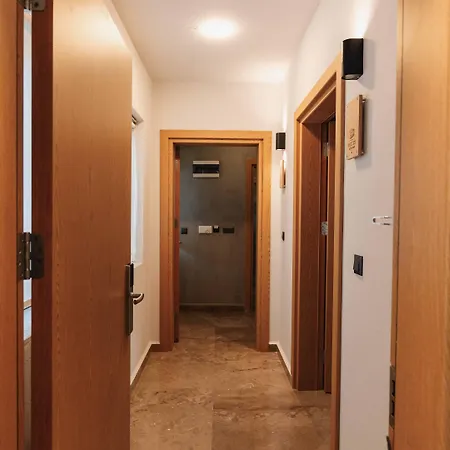 Belci House 2*